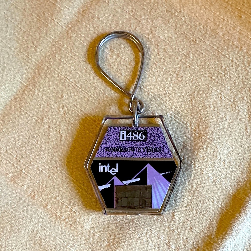 Intel I386 I486 REAL Collectible Keychain in Lucite. Excellent Condition